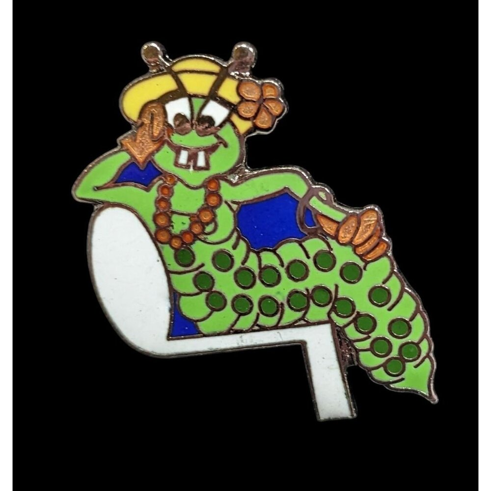 Vintage Mafco Green Music Note Caterpillar Lapel Pin